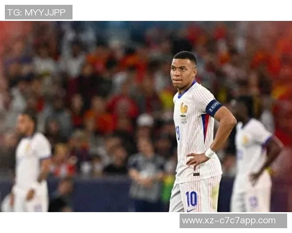 独立摄像机揭示姆巴佩场上言语抱怨对手拖延时间及补时不足问题 独立摄像机揭示姆巴佩场上言语抱怨对手拖延时间及补时不足问题