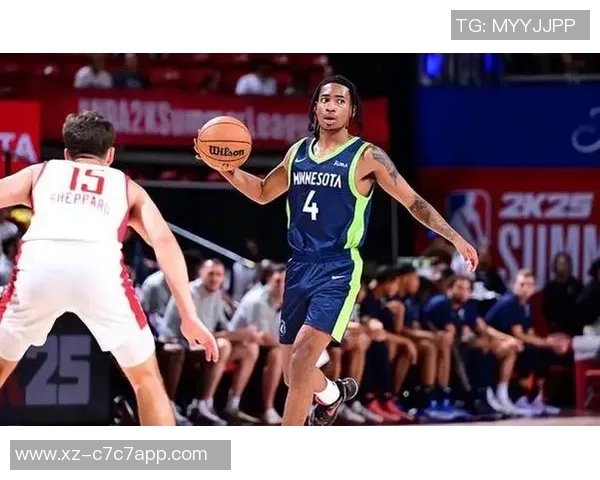 迪林厄姆半场狂砍15分5助攻2抢断展现超强实力引发热议