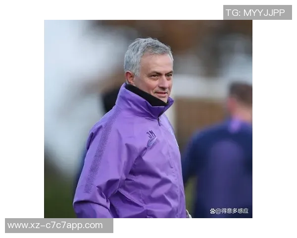 穆阿尼对曼联比赛中下巴受伤伤情暂无大碍无需过度担忧 穆阿尼对曼联比赛中下巴受伤伤情暂无大碍无需过度担忧